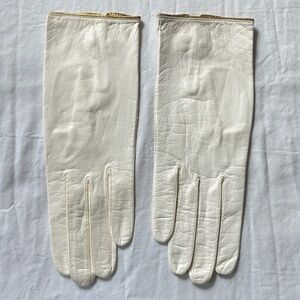 Vintage Elegant Cream Leather Gloves with Gold Trim